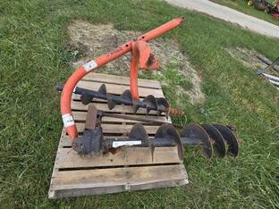 TSC Post hole digger