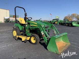 2010 John Deere 2305