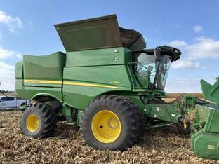 2022 John Deere S780