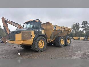 2022 John Deere 460E II