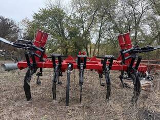 2023 Unverferth ZONEBUILDER 132