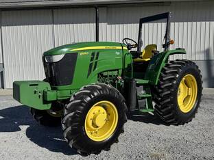 2013 John Deere 6105D
