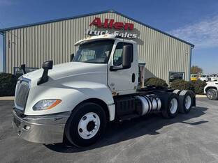 2019 International LT625