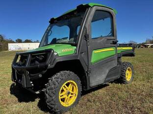 2017 John Deere GATOR835R