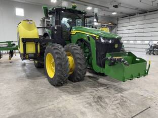 2023 John Deere 8R 410