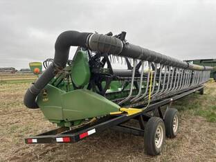 2010 John Deere 635F