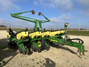 2010 John Deere 1760