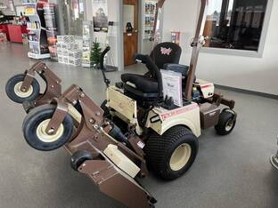 2026 Grasshopper 727T