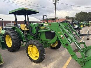 2015 John Deere 5065E