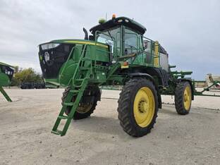 2020 John Deere R4044