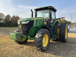 2014 John Deere 7210R