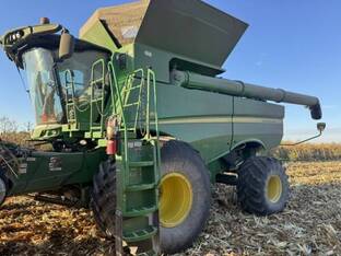 2019 John Deere S780