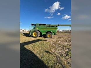2024 John Deere S790