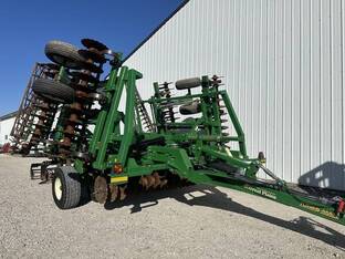 2013 Great Plains 2400TM