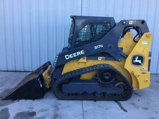 2023 John Deere 317G