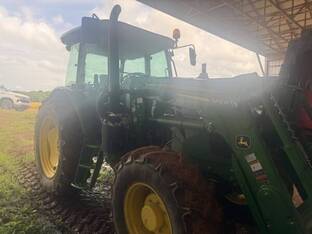 2020 John Deere 6105E