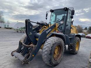 2019 John Deere 344L