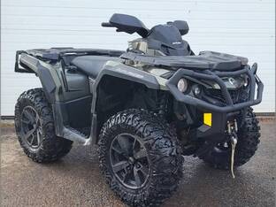 2022 can-am Outlander