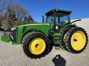 2011 John Deere 8310R