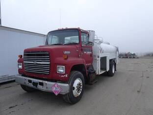 1992 Ford L8000