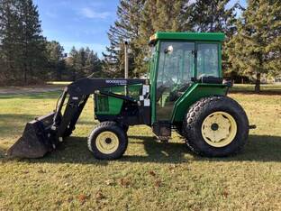 1999 John Deere 5210