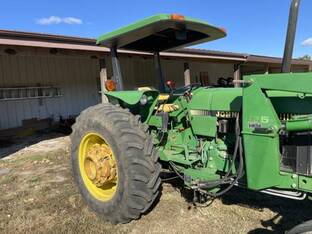 1990 John Deere 2355