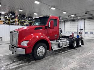 2024 Kenworth T880