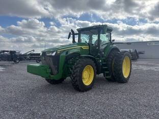 2024 John Deere 8R 250