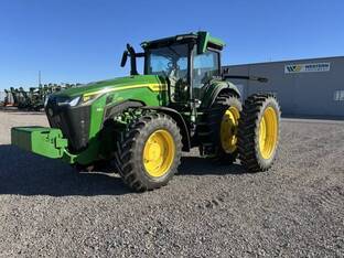 2024 John Deere 8R 250