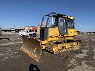 2006 John Deere 700J LGP