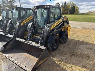 2020 New Holland L218
