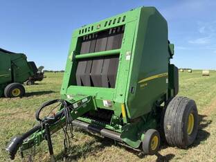 2021 John Deere 560M