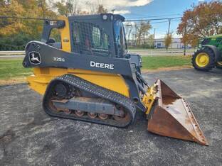 2023 John Deere 325G