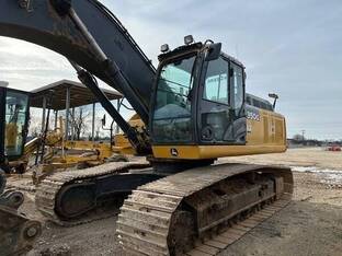 2017 John Deere 350G LC