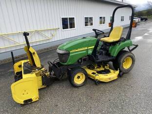 2006 John Deere 2305
