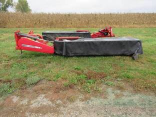 2008 Massey-Ferguson 1329