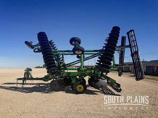 2023 John Deere 2635