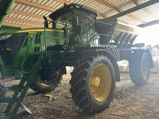 2016 John Deere R4045