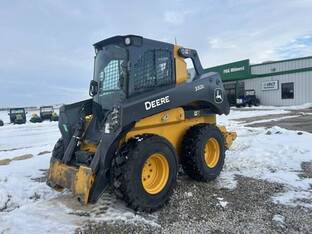 2022 John Deere 332G