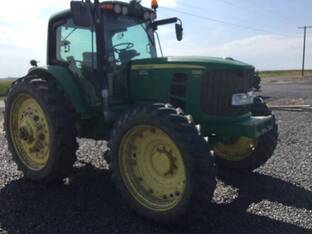 2011 John Deere 7230 Premium