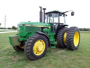John Deere 4650