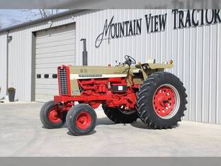 1968 International 856