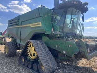 2022 John Deere X9 1100