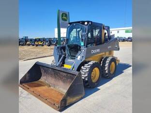 2022 John Deere 324G