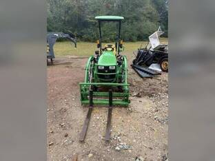 2019 John Deere 1025R