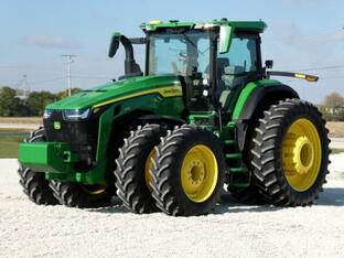 2022 John Deere 8R 370