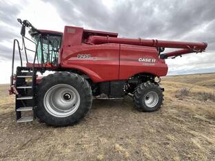 2023 Case IH 8250