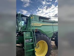 2025 John Deere S7 800