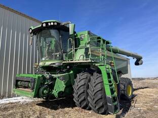 2025 John Deere S7 800