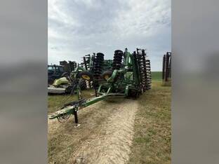 2015 John Deere 2623VT